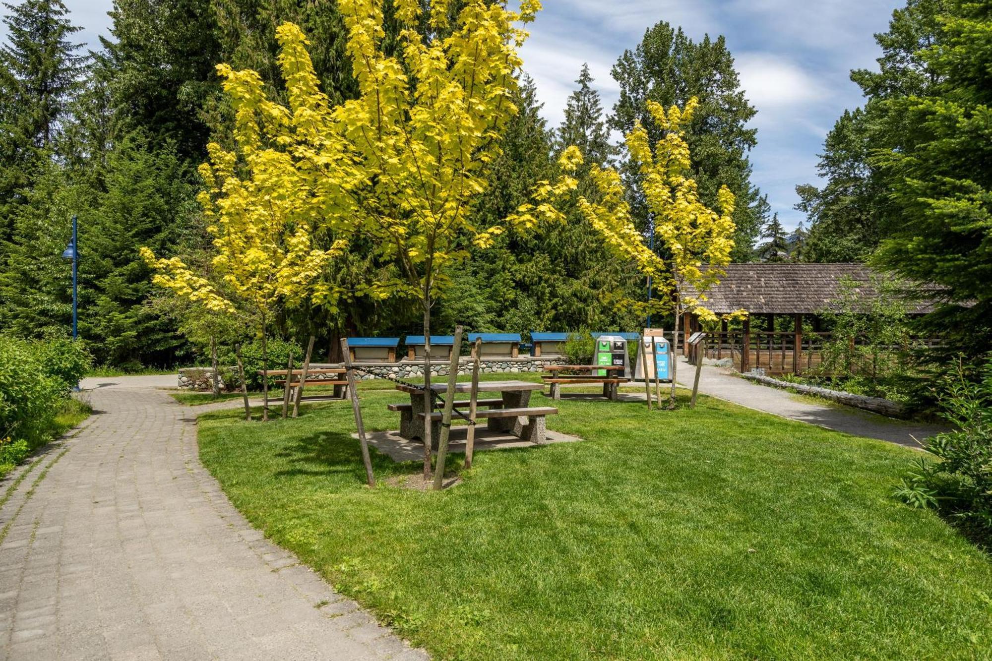 Gables 57 | Pet-friendly Townhome In Superb Upper Village Location With Secure Parking Whistler